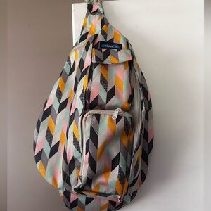 KAVU bag, used twice, multiple colors